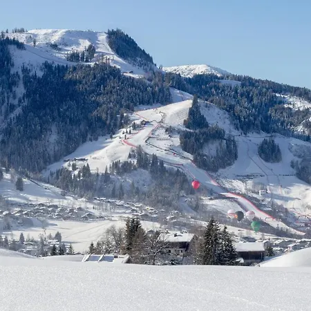 Chalet Molterer, Ski-in Ski-out & Sauna Holiday home